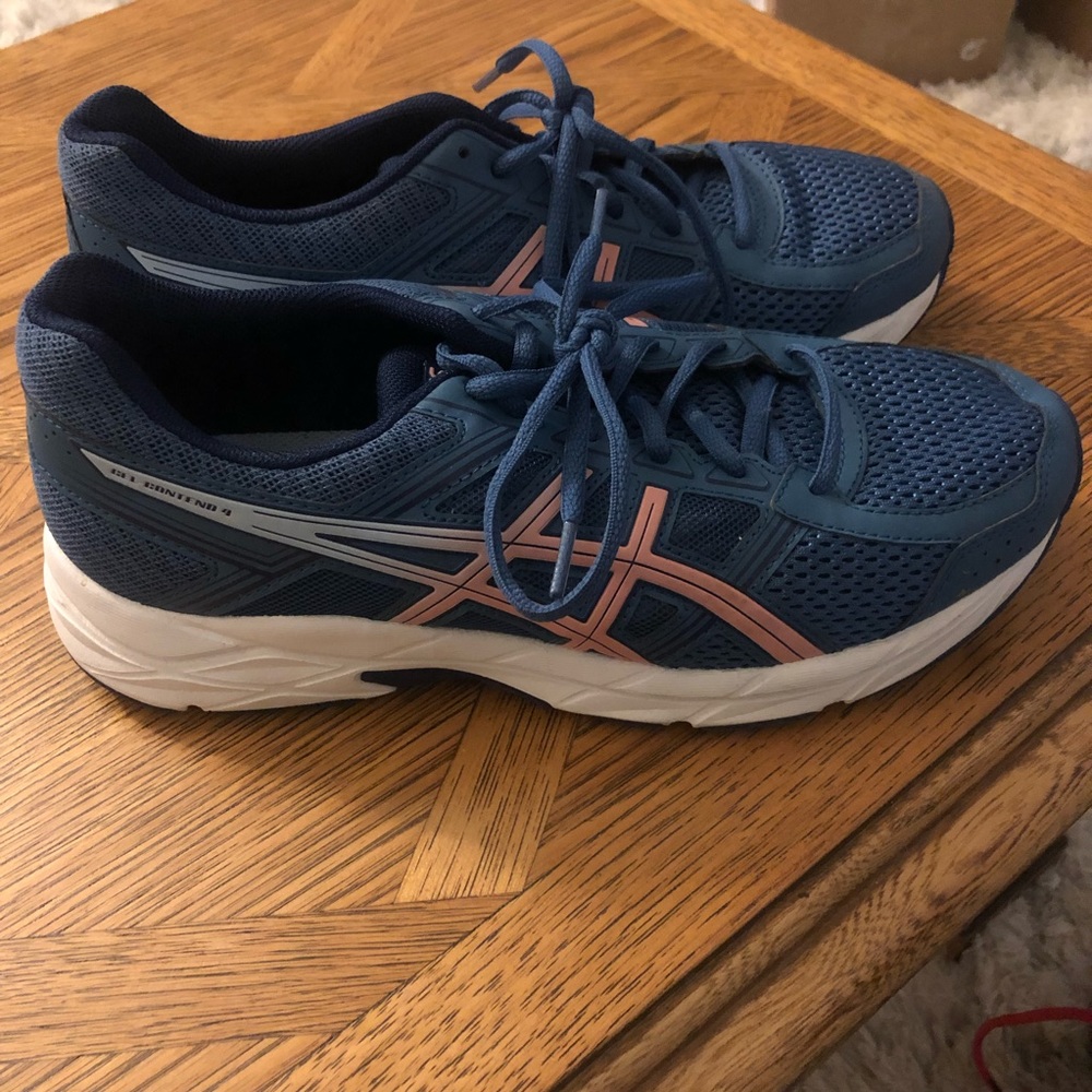 Aesics Running Shoes